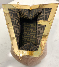 Load image into Gallery viewer, FF123 HIGHEST QUALITY VERSION S:10.2x7.1x3.7inch M:12.8x5.9x9.3inch