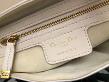 Load image into Gallery viewer, DR191 10.2x7.9x2.8inch