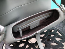 Load image into Gallery viewer, DR192 10.2x7.9x2.8inch