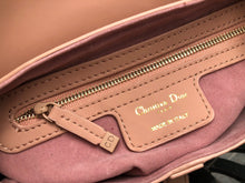 Load image into Gallery viewer, DR194 10.2x7.9x2.8inch