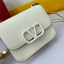 Load image into Gallery viewer, VLTN052 7.1x6.3x3.3inch