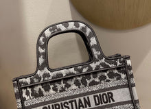 Load image into Gallery viewer, DR202 HIGHEST QUALITY VERSION Mini:8.9x9.5x3.2inch S:14.4x11x6.9inch L:16.3x13.8x7.1inch