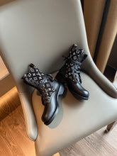 Load image into Gallery viewer, SE733 Size 4-9