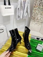 Load image into Gallery viewer, SE737 Size 5-9 Heels:4.5cm Material: Cowhide Lining: Sheep skin Sole: Italian leather