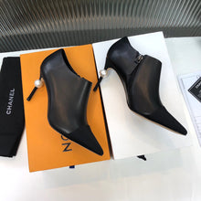 Load image into Gallery viewer, SE739 Size 4-10 Heels:8.5cm Material: Cowhide Lining: Sheep skin Sole: Italian leather