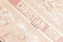 Load image into Gallery viewer, DR204 HIGHEST QUALITY VERSION L:16.3x13.8x7.1inch S:14.4x11x6.9inch