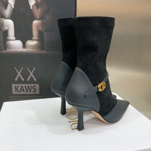 Load image into Gallery viewer, SE742 Size 4-11 Heels:8cm Material: Cowhide Lining: Sheep skin Sole: Italian leather