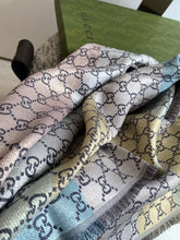 Load image into Gallery viewer, CLTH210 140x140cm