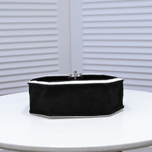 Load image into Gallery viewer, CC450 7.5x5.9x2.4inch