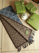 Load image into Gallery viewer, CLTH212 85%Wool, 15%Silk 34x194cm