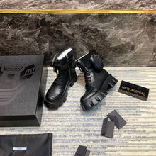 Load image into Gallery viewer, SE752 Size 4-10 Material: Cowhide Lining: Cowhide Sole: Rubber