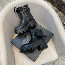 Load image into Gallery viewer, SE752 Size 4-10 Material: Cowhide Lining: Cowhide Sole: Rubber