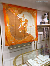 Load image into Gallery viewer, CLTH214 140x140cm 70%wool, 30% Pure Silk