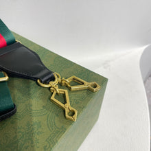 Load image into Gallery viewer, GC381 8.3x5.9x2.8inch