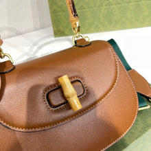 Load image into Gallery viewer, GC382 8.3x5.9x2.8inch