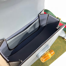 Load image into Gallery viewer, GC384 8.3x5.9x2.8inch