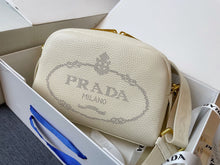 Load image into Gallery viewer, PD144 8.1x5.1x3.1inch