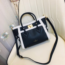 Load image into Gallery viewer, LB606 S:9.8x7.9x4.7inch M:12x9.6x5.5inch