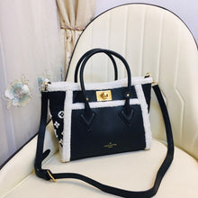 Load image into Gallery viewer, LB606 S:9.8x7.9x4.7inch M:12x9.6x5.5inch