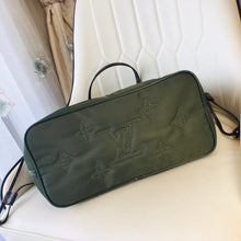 Load image into Gallery viewer, LB608 12.6x11.4x6.7inch