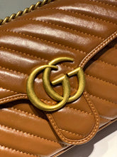 Load image into Gallery viewer, GC395 S:8.7x5.1x2.4 M:10.2x5.9x2.8