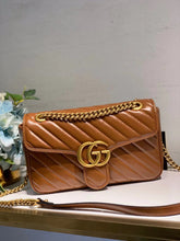 Load image into Gallery viewer, GC395 S:8.7x5.1x2.4 M:10.2x5.9x2.8