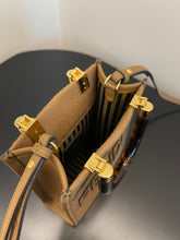 Load image into Gallery viewer, FF128 5.1x2.5x7.1inch