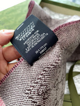 Load image into Gallery viewer, CLTH227 Wool 23x180cm