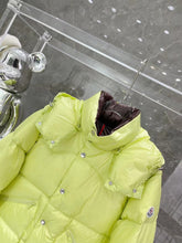 Load image into Gallery viewer, CLTH232 White Duck Down