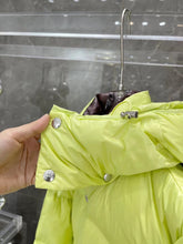 Load image into Gallery viewer, CLTH232 White Duck Down