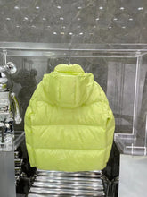 Load image into Gallery viewer, CLTH232 White Duck Down