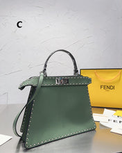 Load image into Gallery viewer, FF147 Peekaboo ISeeU Small / 10.6x8.3x4.3inch