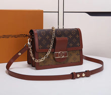 Load image into Gallery viewer, LB118 Small 7.9x5.9x3.5inch Medium 9.8x6.7x4.1inch