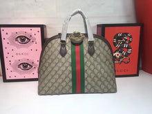 Load image into Gallery viewer, GC032 13.4x10.8x5.9