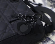 Load image into Gallery viewer, DR002 6.69x5.91x2.76inch