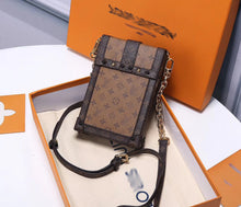 Load image into Gallery viewer, LB070 4.33x6.89x1.38