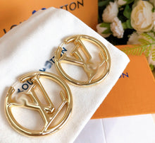 Load image into Gallery viewer, JW002 Metal with silver needles