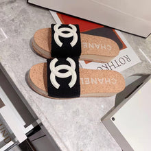 Load image into Gallery viewer, SE838 CC Slippers / Size4-9