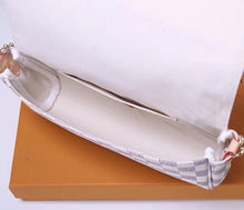 Load image into Gallery viewer, LB063 10.24x5.91x1.47