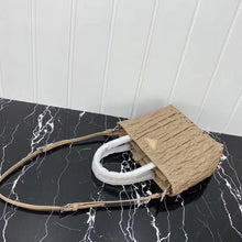 Load image into Gallery viewer, PD004 9.06x8.27x3.94inch