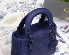 Load image into Gallery viewer, DR013 6.69x5.91x2.76inch