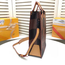 Load image into Gallery viewer, LB032 10.24x13.98x4.7