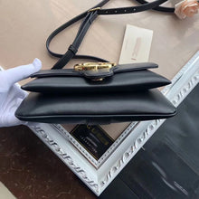 Load image into Gallery viewer, GC112 9.8x6.3x2.2inch