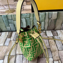 Load image into Gallery viewer, FF011 7.09x4.72x3.94 inch MINI SIZE