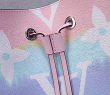 Load image into Gallery viewer, LB136 10.2x10.2x6.9inch