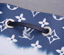 Load image into Gallery viewer, LB137 10.2x10.2x6.9inch