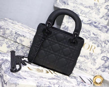 Load image into Gallery viewer, DR002 6.69x5.91x2.76inch