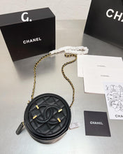 Load image into Gallery viewer, CC640 Shoulder Bag / 7.5x7.5inch