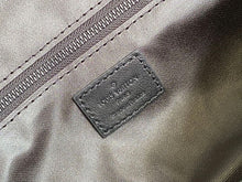 Load image into Gallery viewer, LB685 Dopp Kit /HIGHEST QUALITY VERSION/11 x 5.9 x 6.5 inches