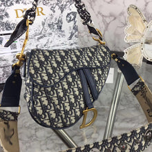 Load image into Gallery viewer, DR020 Small 8.27x7.09x1.97 inch Meduim 10.04x7.87x2.56 inch